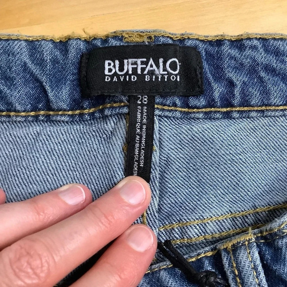 BUFFALO DAVID BITTON Parker Boyfriend Jeans Size 28 - Picture 9 of 13
